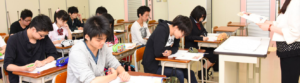 並木学院福山高等学校の午後の授業はさまざまな講座を用意の画像